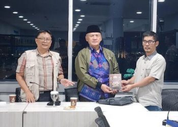 MPI PWM Jabar dan UM Bandung Gelar Bedah Buku ”Pilar Akhlak Islam Berkemajuan” Karya Dadang Kahmad