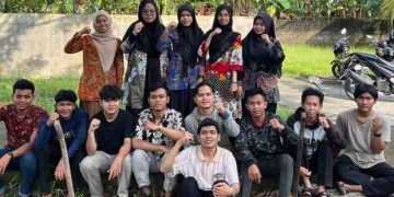 PK IMM FEBI dan FDK UIN SU Adakan Kolaborasi Menanam Pohon