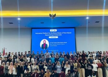 Prodi Farmasi UM Bandung Gelar Kuliah Tamu tentang Inovasi Obat Alami Berbasis Tumbuhan