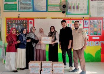 Lazismu dan PDA Pidie Salurkan Sedekah PanganMU untuk Guru TK Bustanul Athfal Sigli