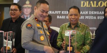 Rektor UMSU Narasumber Dialog Publik Humas Mabes Polri