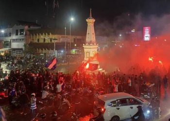 PSIM Yogyakarta Raih Promosi ke Liga 1, Pendukung Laskar Mataram Luapkan Rasa Syukur