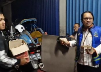 BikersMu Chapter Kudus Gelar ‘Sahur On The Road’ Bersama Lazismu, Tebar Berkah di Bulan Ramadan