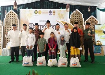 Buka Puasa Bersama dan Beri Santunan, Walikota Medan Apresiasi RSU Muhammadiyah Sumut