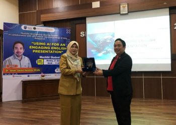 Meningkatkan Kemampuan Presentasi dalam Bahasa Inggris dengan AI