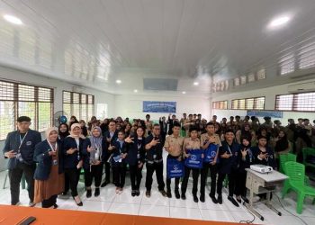 Dosen FISIP UMSU jadi Pembicara “Jurnalistik Go To School” di SMA Negeri 13 Medan