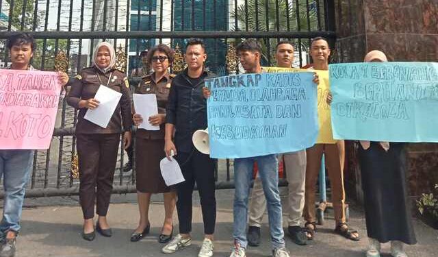 GPS Gelar Aksi di Kejati Sumut: Desak Pemeriksaan Kadis Poraparbud Sergai