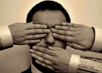 Masyarakat Kelas Menengah Diam: Ancaman Senyap bagi Demokrasi di 2025