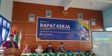 Sambut Tahun Ajaran Baru, SD Muhammadiyah 2 Palang Gelar Raker