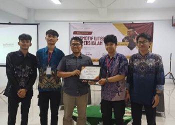 IMM FSH dan FST UM Bandung Bedah Buku Haji Fachrodin: Hidupkan Kembali Semangat Jurnalisme yang Mencerahkan