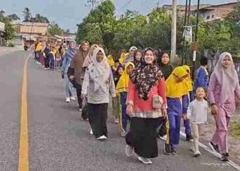 SDIT Muhammadiyah Manggeng Gelar Fun Walk dan Pembagian Rapor