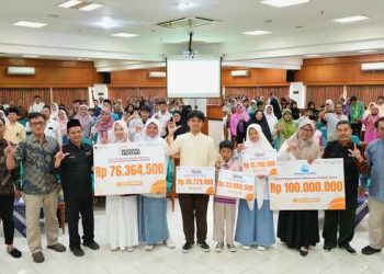 Dukung Guru Berdaya, Lazismu UMY Salurkan Rp100 Juta untuk 40 Pendidik DIY