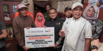 Kemendukbangga Gandeng Lazismu Bedah Rumah Keluarga Berisiko Stunting di Bandung