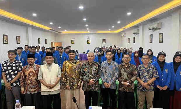 UMSU Lepas Mahasiswa FIKTI untuk KKN Internasional ke Malaysia dan Thailand