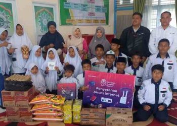 Panti Asuhan Aisyiyah Kuansing Terima Donasi dari XLSMART