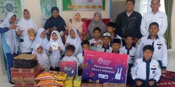 Panti Asuhan Aisyiyah Kuansing Terima Donasi dari XLSMART