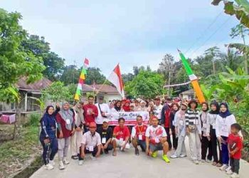 Semangat HUT RI Ke-80, Ratusan Warga Marteng Jalan Santai, Turut Hadir Papa Kenzi dan Aguan