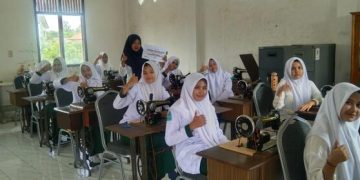 Lazismu Pusat Salurkan Bantuan Renovasi SMKS Muhammadiyah Banda Aceh