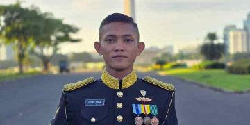 Membanggakan! Dedek Triandika Alumni SMA Muhammadiyah-7 Serbalawan Paspampres di Istana Negara