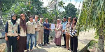 Dukung Gerakan Ketahanan Pangan Berkelanjutan, MKS Aisyiyah Sumut dan Mahasiswa FISIP UMSU Kolaborasi Tebar Seribu Benih Ikan di Langkat