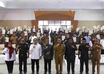 Kakanwil BPN Sumut Serahkan 400 Sertifikat Tanah di Padanglawas Utara: Wujud Kepastian Hukum Bagi Warga