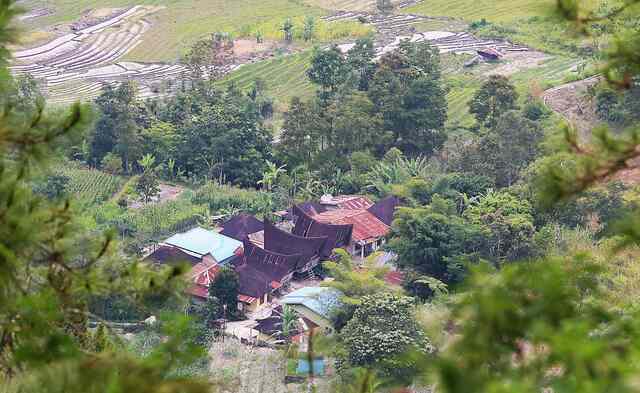 Foto: Pemerataan Sumber Penerangan Listrik di Wilayah 3T