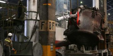 Foto: Peleburan Aluminium