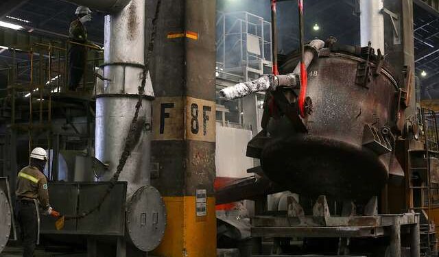 Foto: Peleburan Aluminium