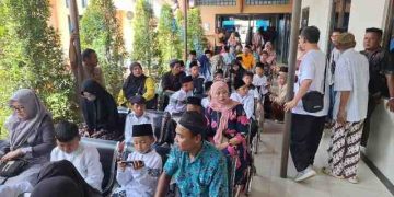 Semarak Milad ke-113 Muhammadiyah, Puluhan Bocah di Pekalongan Antusias Ikut Khitan Massal