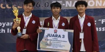Didukung Semangat dan Mental Juara, Tim Mahasiswa Ekonomi Syariah UM Bandung Ukir Prestasi di Cirebon