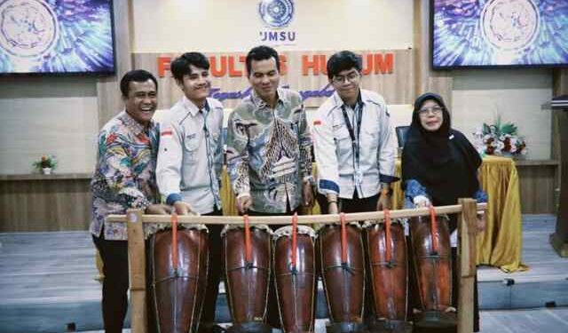 Perebutkan “Piala Rektor UMSU”, 16 Delegasi dari Berbagai Universitas Bersaing di Ajang Debat Hukum Nasional 2025