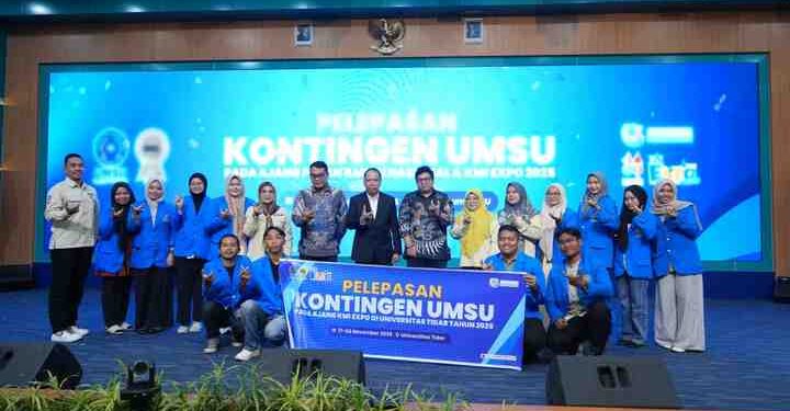 Rektor UMSU Lepas Kontingen PIMNAS dan KMI Expo ke Ajang Nasional, Mahasiswa Berprestasi Terima Tali Asih