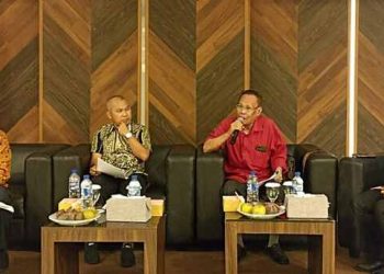 Bedah Buku Biografi, Dekan FISIP UMSU Sarankan ASN Teladani RE Nainggolan