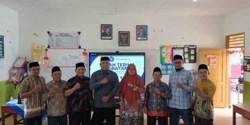 Gantikan Ustazah Sri Julia Ningsih, Ustadz Syarifuddin Panjaitan Dilantik sebagai Kepsek SD Muhasaba