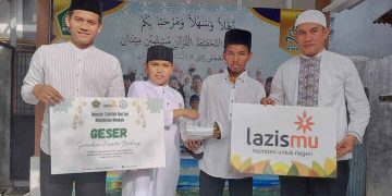 Rumah Tahfizh Qur’an Muslimin Medan Gandeng LAZISMU Salurkan Gerakan Santri Berbagi