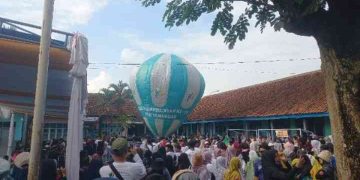 Dihadiri Ribuan Warga, Puncak Milad ke-113 PCM Panawuan Garut Gelar Jalan Sehat Hingga Peluncuran Balon Udara
