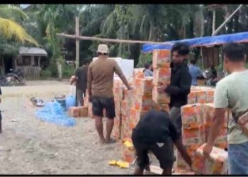 Tim Mahasiswa Kessos FISIP UMSU Tembus Kecamatan Terdalam di Aceh Tamiang, Salurkan Bantuan dan Tolong Korban Bencana