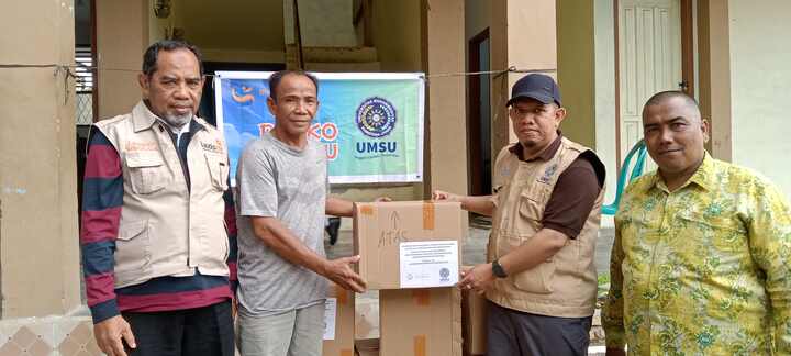 Didukung Kemendiktisaintek RI, Tim PKM UMSU Salurkan Bantuan untuk Korban Banjir Bandang dan Longsor di Kota Sibolga