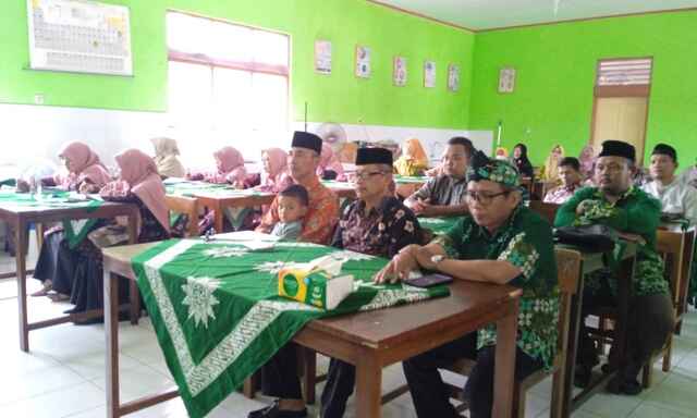Dari Keprihatinan Menjadi Gerakan: Madrasah Ahmad Dahlan Resmi Hadir di PCM Karanglewas Banyumas