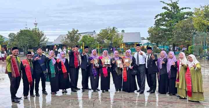 Kepala Sekolah Apresiasi Kinerja Tim Pengembang Islamic Leadership School SMP Muhammadiyah 16 Lubuk Pakam