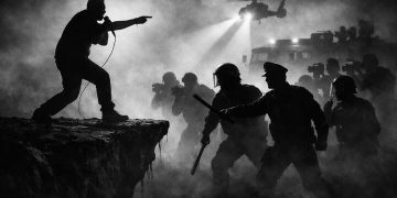 Merawat Nyali dalam Demokrasi