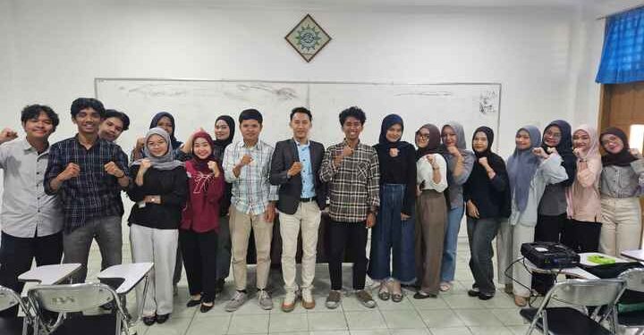 Tingkatkan Pemahaman Mahasiswa Tentang Desa Peri-Urban: Prodi KS FISIP UMSU Gelar Kuliah Tamu Bersama Praktisi Desa