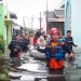 Banjir Landa Pekalongan, Relawan Muhammadiyah Evakuasi Warga dengan Cepat dan Sigap!