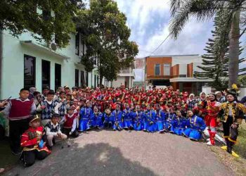 Gita Swara Walidah SD Aisyiyah Slawi Boyong 3 Trophy pada Ajang Brebes Marching Band Competition
