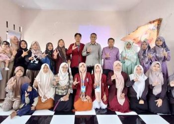 Mahasiswa PPL STAIM Paciran Bawa Misi Literasi Digital ke MIM 09 Labuhan