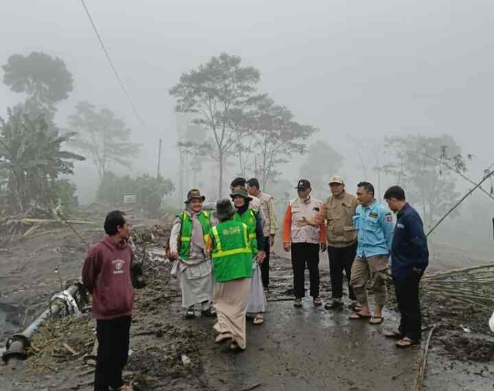 Ketua PDM Pemalang Tinjau Lokasi Bencana di Pulosari