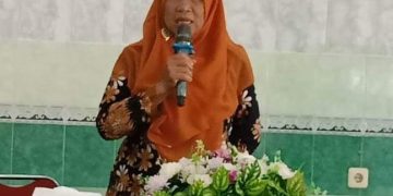 Kiprah Bu Tri Murniati dalam Membangun SMP Muhapuja Banyumas Berdaya Saing Nasional