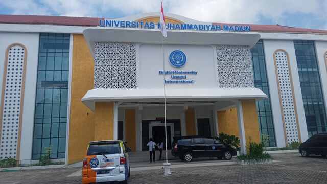 Berbasis AI dan ESG, Prodi Manajemen UMMAD Jadi Pilihan Utama di Madiun