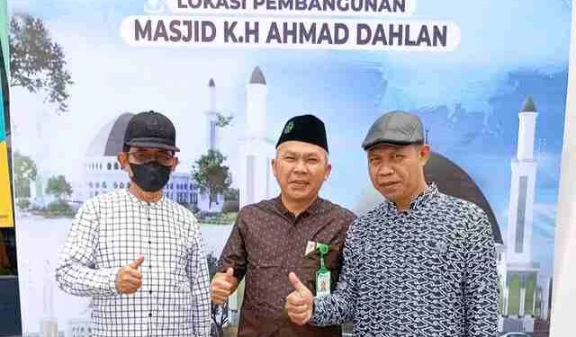 Kisah bersama Bang Dekan Marga Siregar