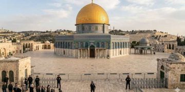 Anwar Ibrahim Murka: Penutupan Masjid Al-Aqsa Jelang Idul Fitri adalah Pelanggaran Nyata dan Tak Bermoral